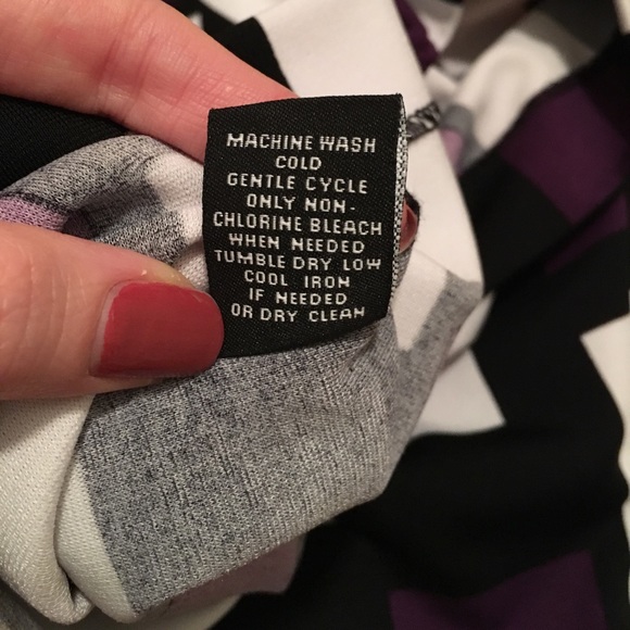 Color Block Skirt - Picture 7 of 8