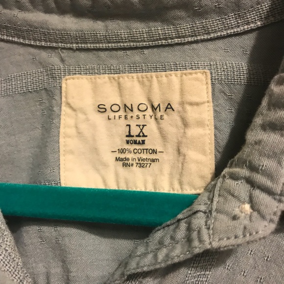 Light blue chambray button down shirt 1X Sonoma - Picture 2 of 2