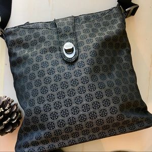 🍁 Baggallini Jacquard Daisy Crossbody