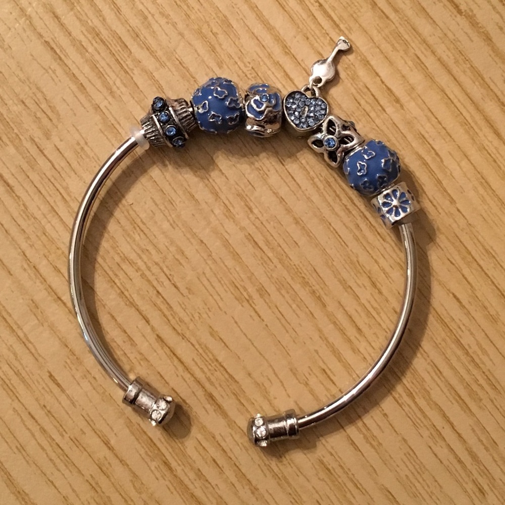 Bangle with Charms - Picture 2 of 4