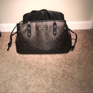 🌼PRICE DROP🌼Drawstring Carryall Shoulder Bag