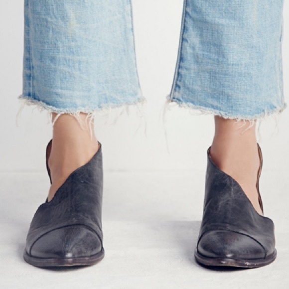 Distressed Leather BOOTIE Royale Flat Brown Black - Picture 4 of 6