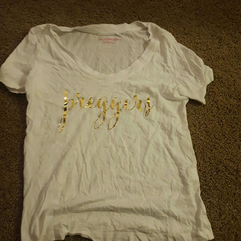 White t-shirt