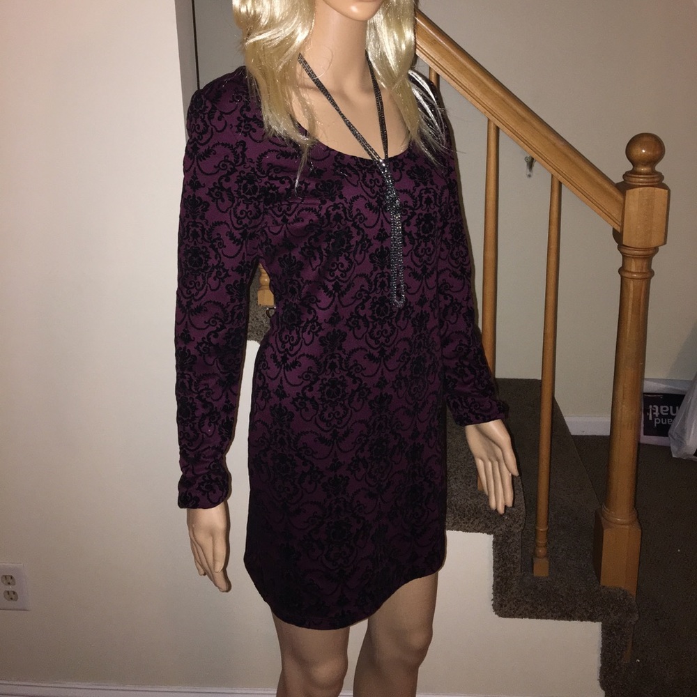 Mini dress Maroon and black velvet.