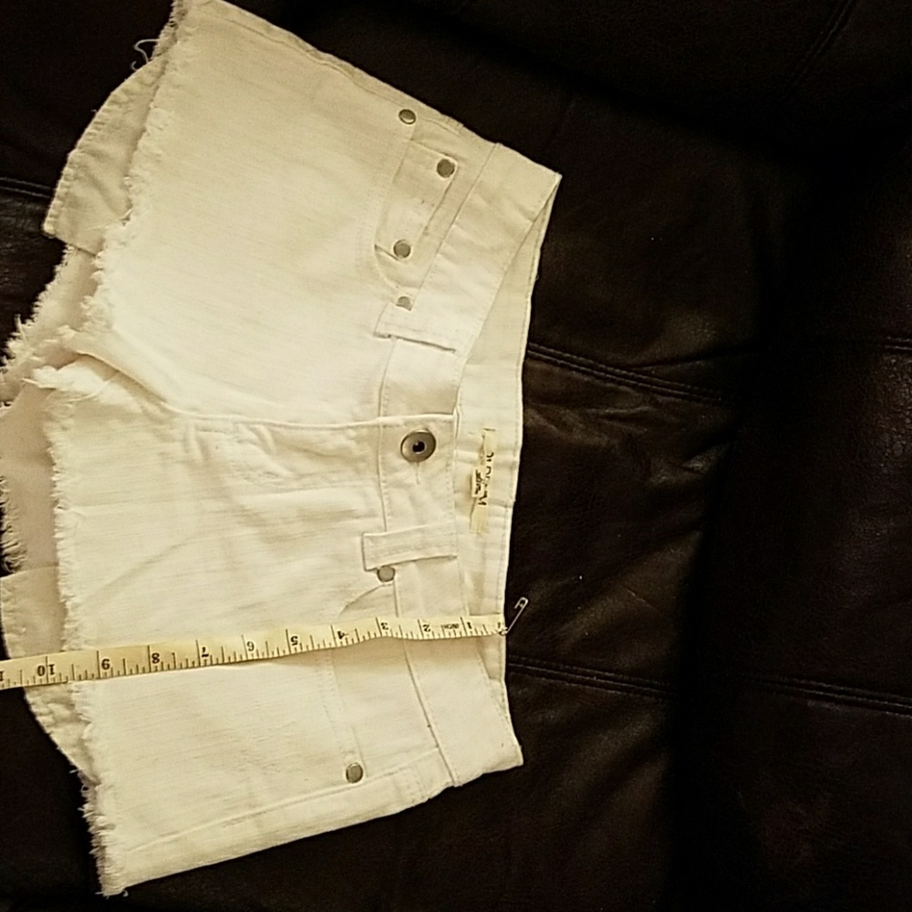 EUC;  Forever 21 short jean shorts