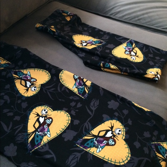 Jack And Sally Yellow Heart Lularoe Leggings. - Picture 2 of 2