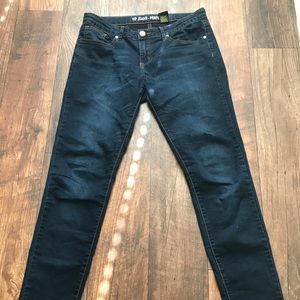 Like NEW VIP Jeans skinny Size 11 Stretchy