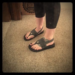 Size 8 sandals