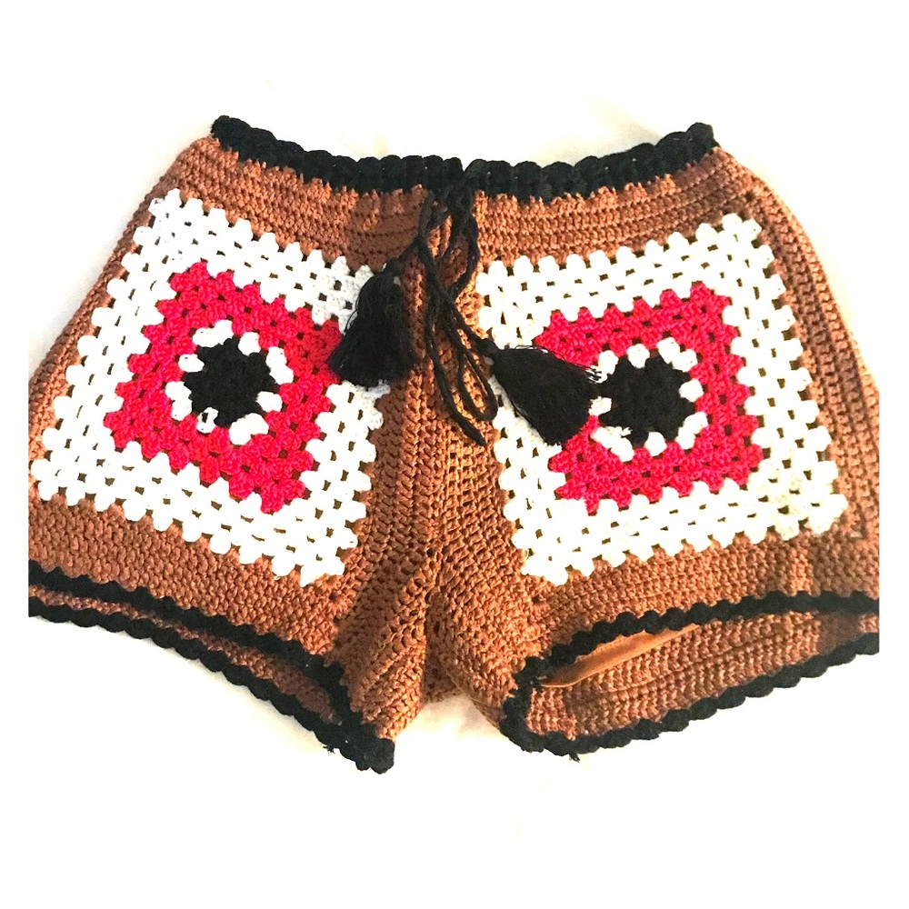 Never dressed crochet bottom