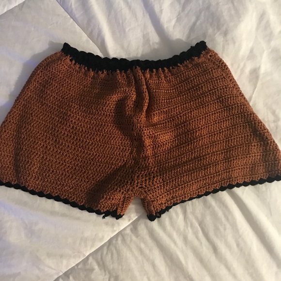 Never dressed crochet bottom - Picture 2 of 2