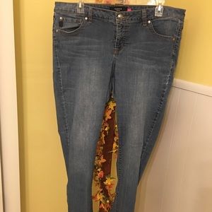 Torrid skinny jeans