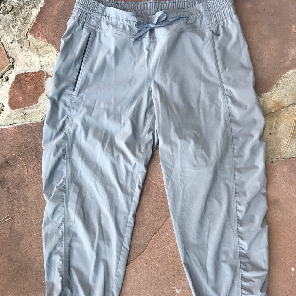 Athleta La Viva Capri