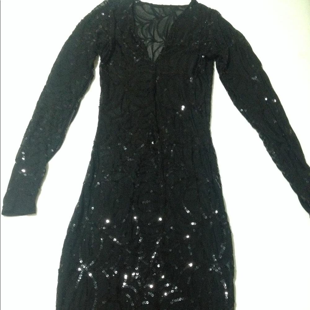 Dress - Picture 2 of 7
