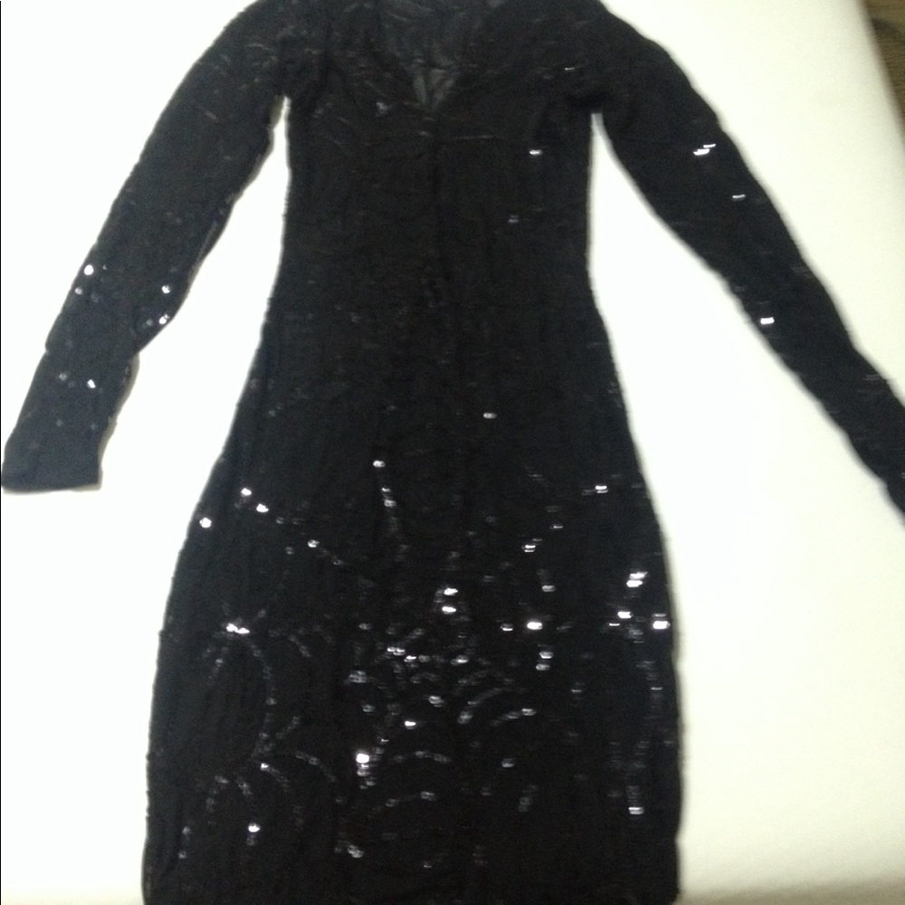 Dress - Picture 3 of 7