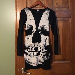 Iron fist loose tooth dress **NEVER BEFORE WORN**