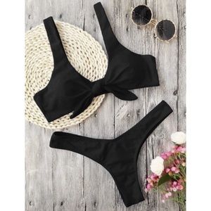 Brand New! Black Knotted Cheeky Bikini