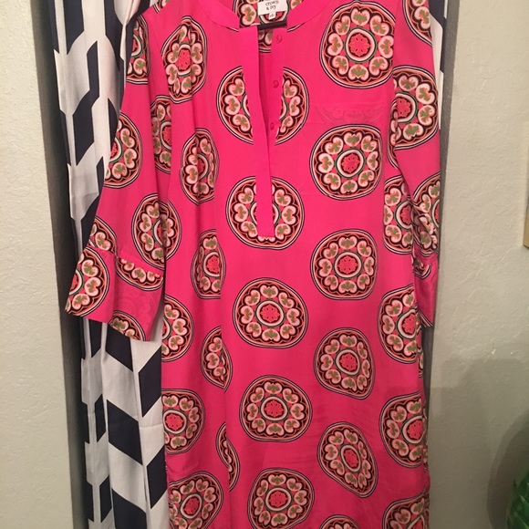 Crown and Ivy dress - Picture 2 of 3