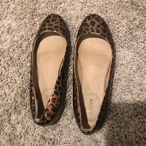 J.CREW Cheetah print flats size 7.5