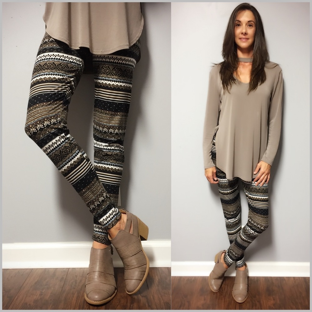 ❗️Last Pair❗️🆕 Fair Isle Print Leggings - Picture 2 of 4