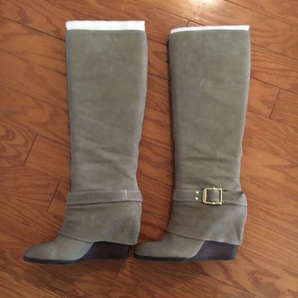 Vince Camuto Taupe Boots 8.5 - Picture 3 of 6