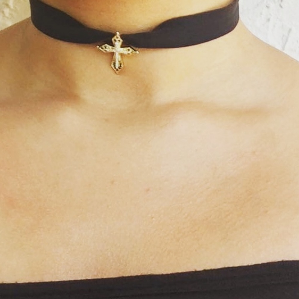 18k gold choker necklace under 25