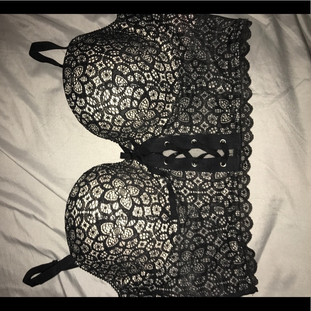 Victoria secrets lingerie bra - Picture 1 of 1