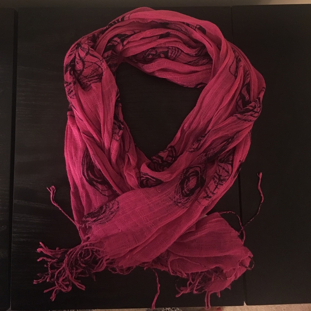 Pink fringed scarf