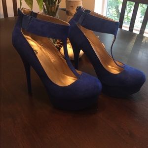 Charlotte Russe Strap Pumps 👠👑