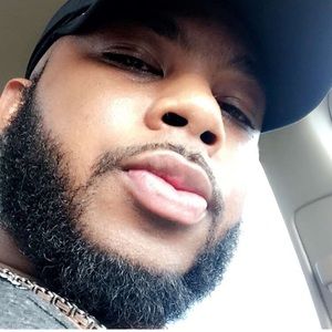 Meet your Posher, Zachary