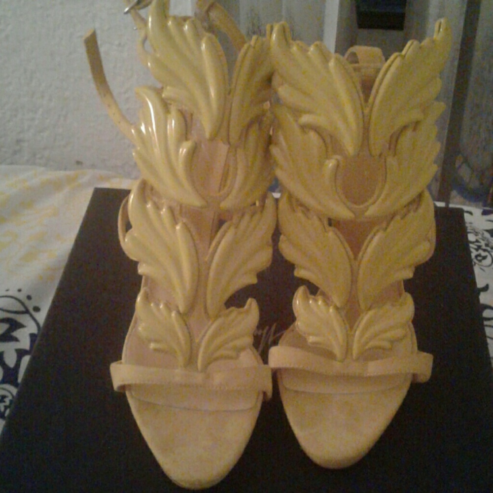 Yellow (Cruel Summer) GIUSEPPI ZANOTTI sandal