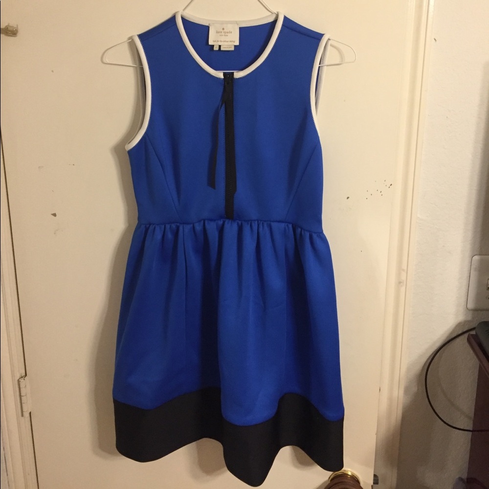 Kate Spade Blue, Black, & White size 6 scuba dress