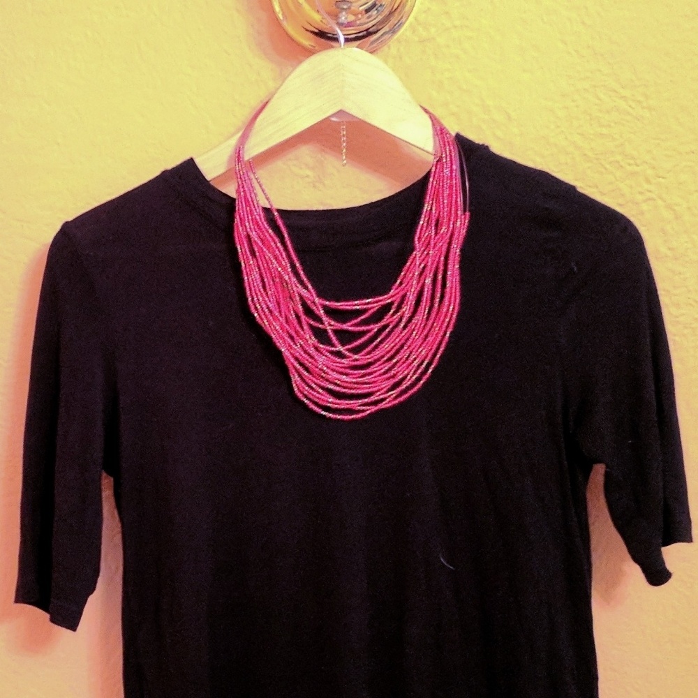 Red and gold fashion beaded necklace