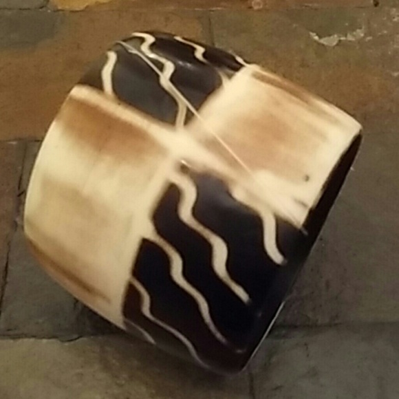 Horn bracelet - Picture 2 of 3