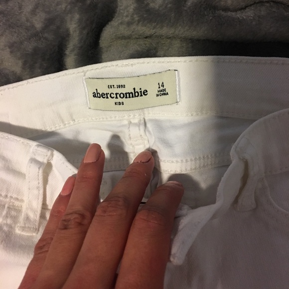 Abercrombie kids jeans white size 14 girls - Picture 4 of 4