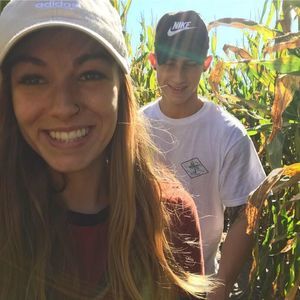 Meet your Posher, Olivia