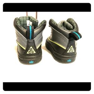 Nike acg  sneaker Boots