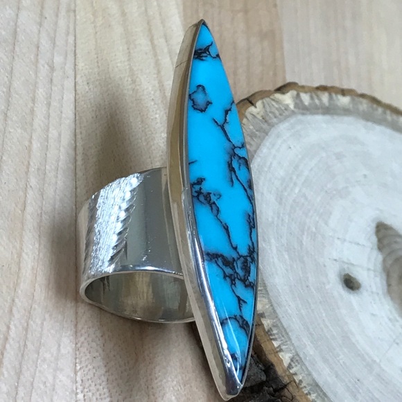 Ring - Picture 5 of 7