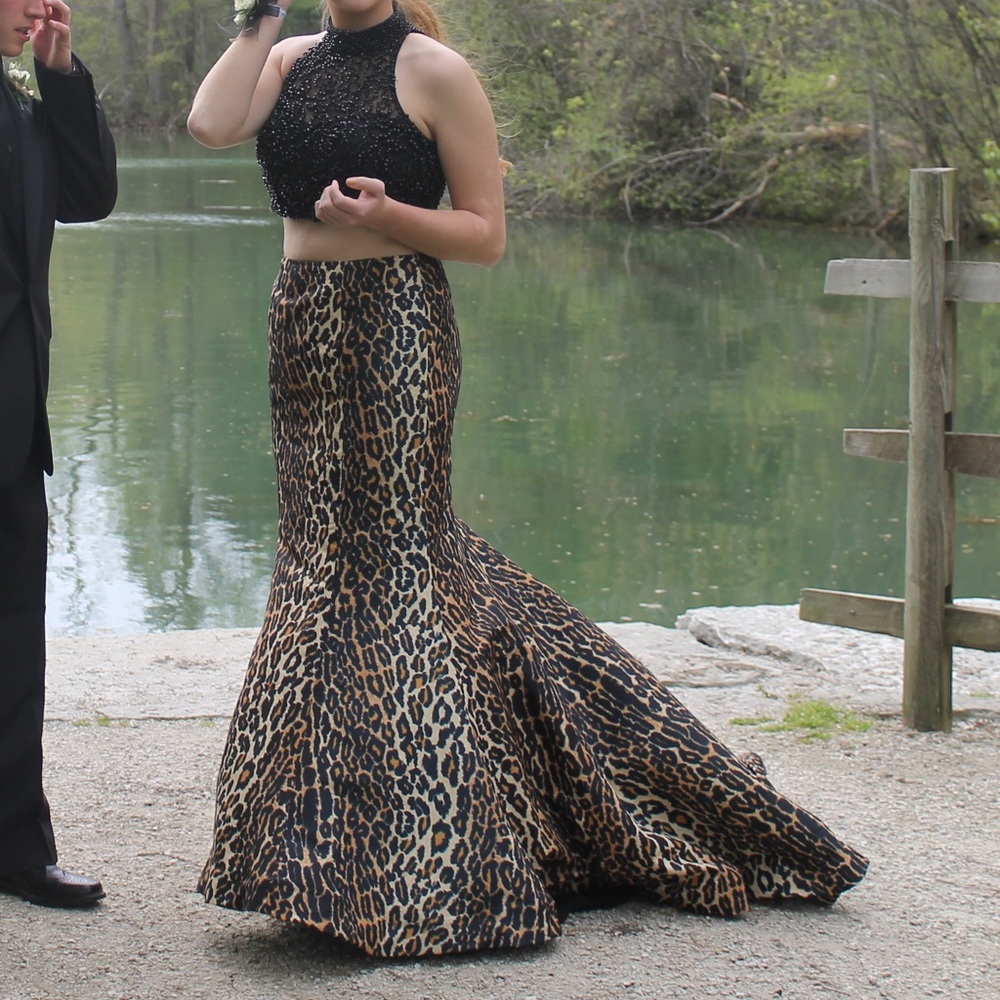Sherri Hill Prom Dress