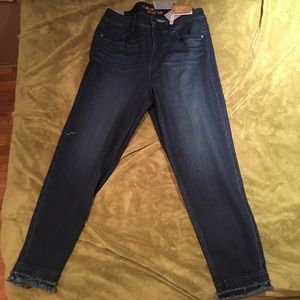 Melissa McCarthy Seven Release Fray Hem Jean