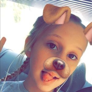 Meet your Posher, Abby