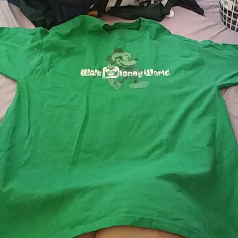 Tee
