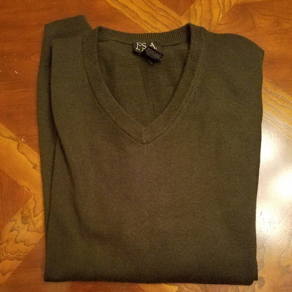 Men's Jos A Bank V neck Sweater
