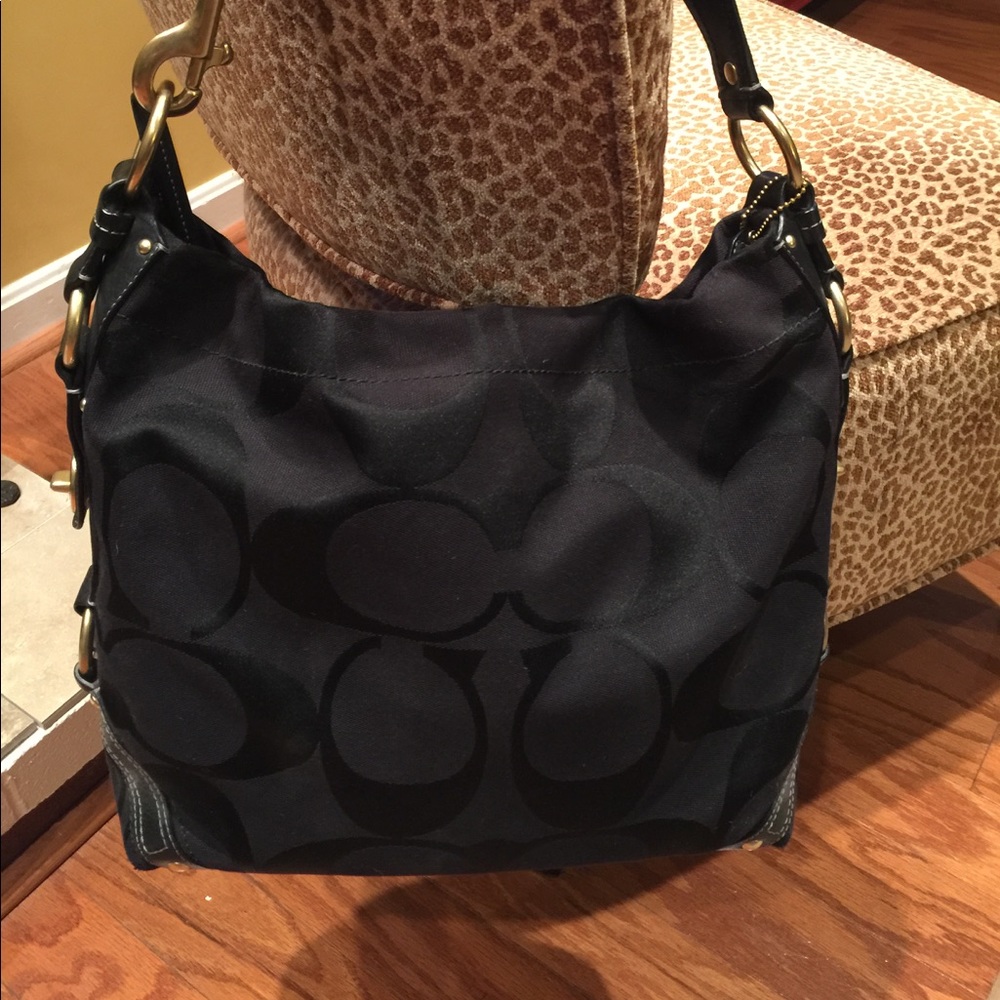 Coach, hobo style shoulder bag