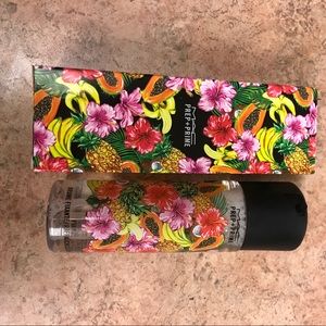 Brand New in Box. MAC LE prep and Prime Spray