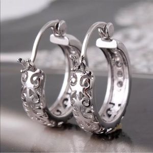 ice Jewelry - Sterling Silver White Topaz Hoop Earrings ice Jewelry - Sterling Silver White Topaz Hoop Earrings