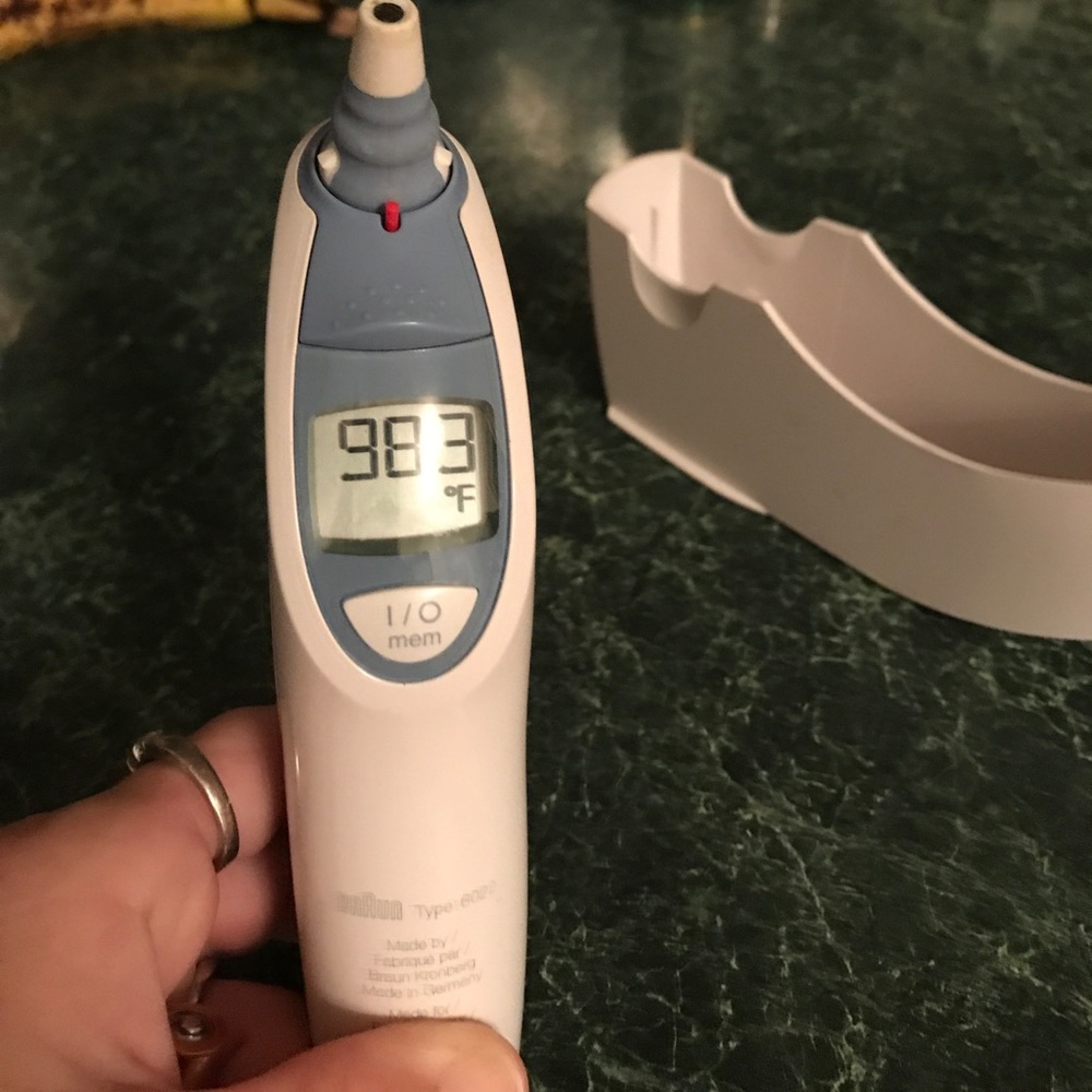 Thermometer. Ear type