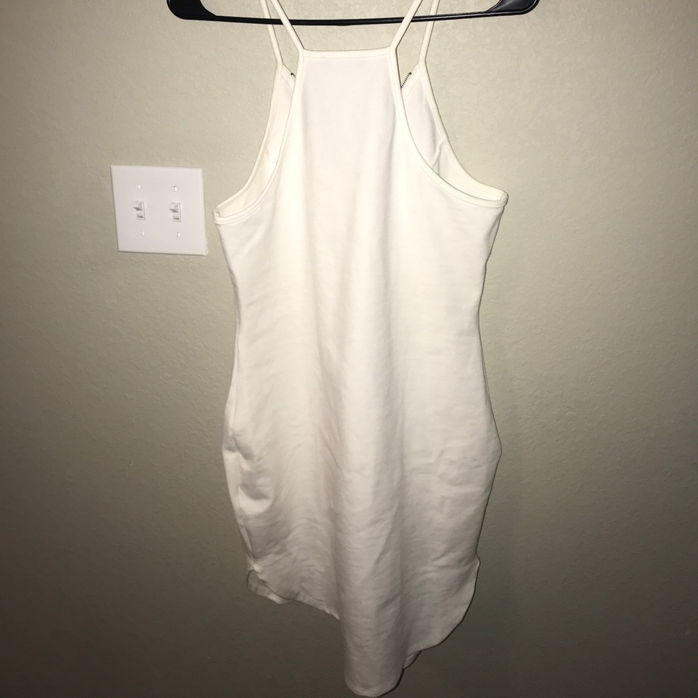 white mini - Picture 3 of 3