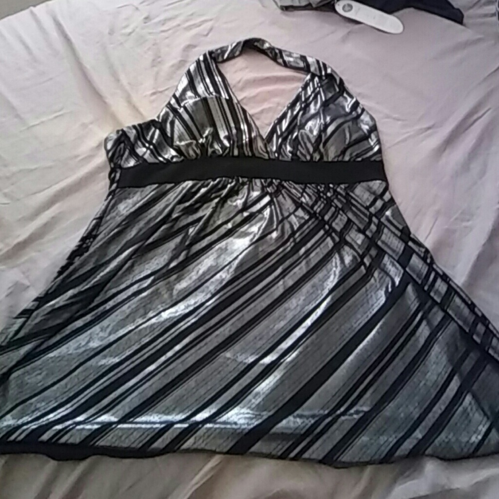 Halter top