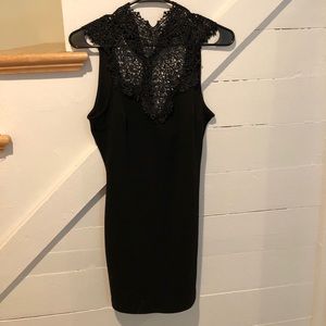 black mini bodycon dress