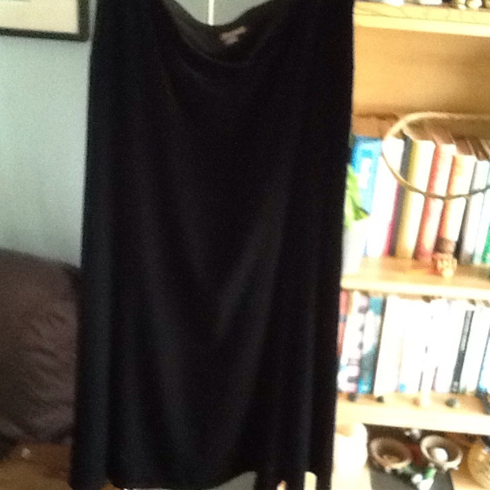 BEAUTIFUL & ELEGANT J JILL BLACK VELVET SKIRT